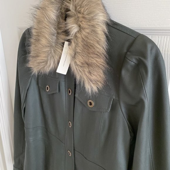 NWT 🔖 Anthropologie Green Faux Leather Jacket w/ Removable Faux Fur Collar - Picture 4 of 16
